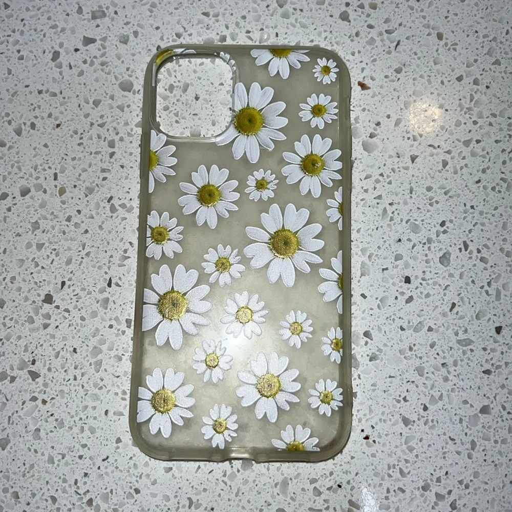Plastic sees through daisy flowers fits iPhone 11